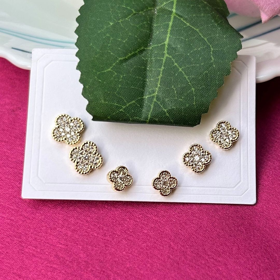 Set Of 3 Floral Golden Studs