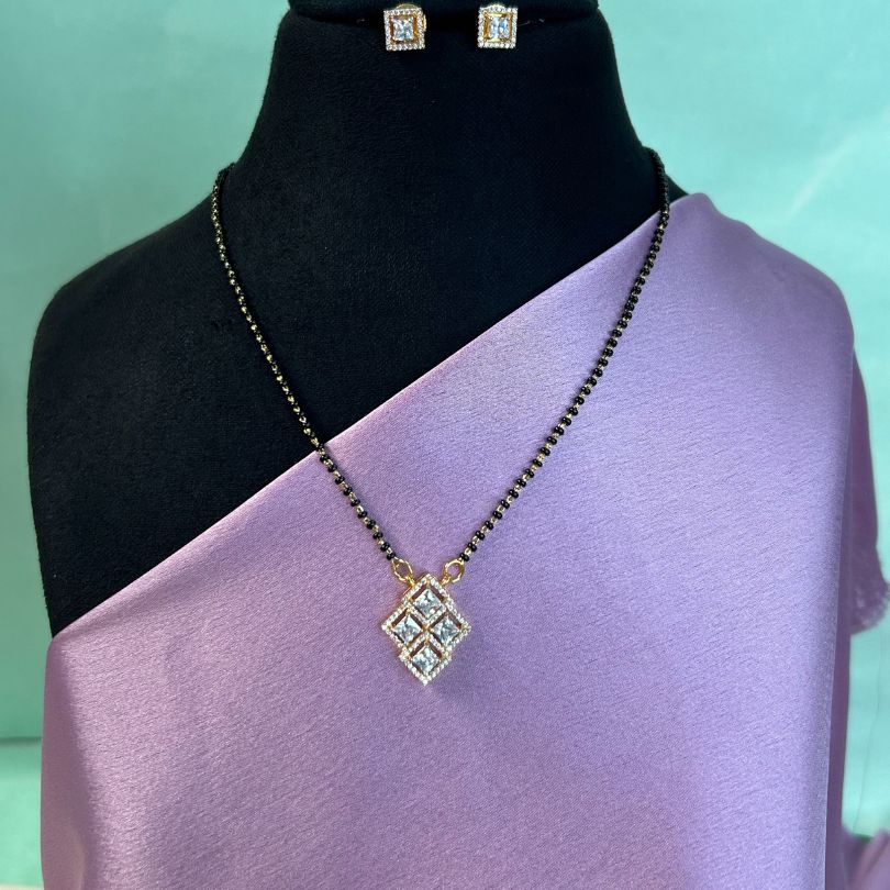 Four Solitaire American Mangalsutra