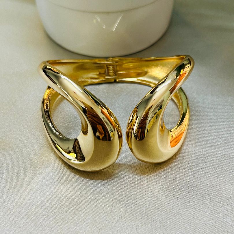 Golden Charm Openable Kada/Cuff