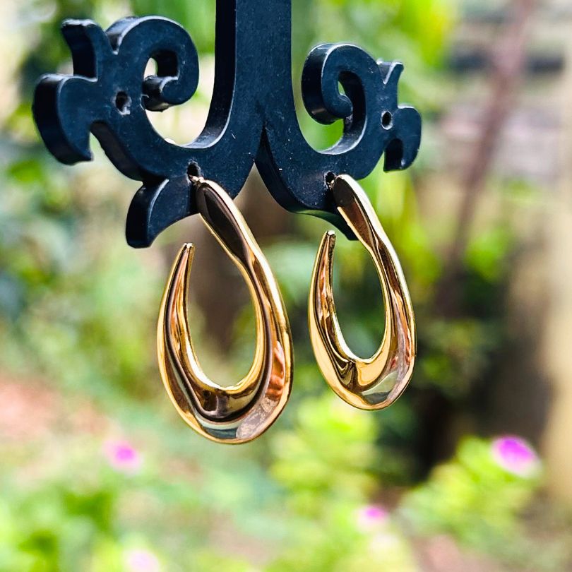 Spiral Knot Golden Hoop Earring