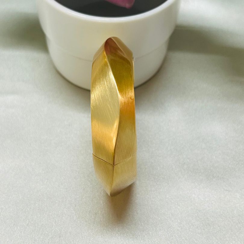 Asymmetrical Openable Kada - Narrow