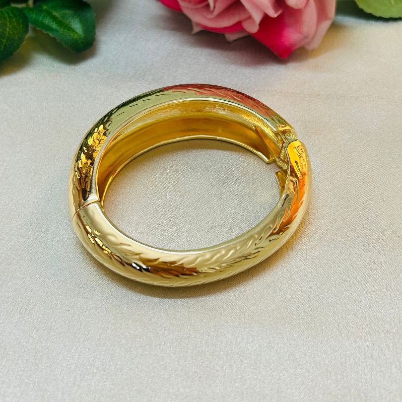 Golden Openable Kada