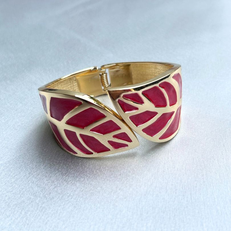 Fuchsia Pink Leaf Shaped Bracelet