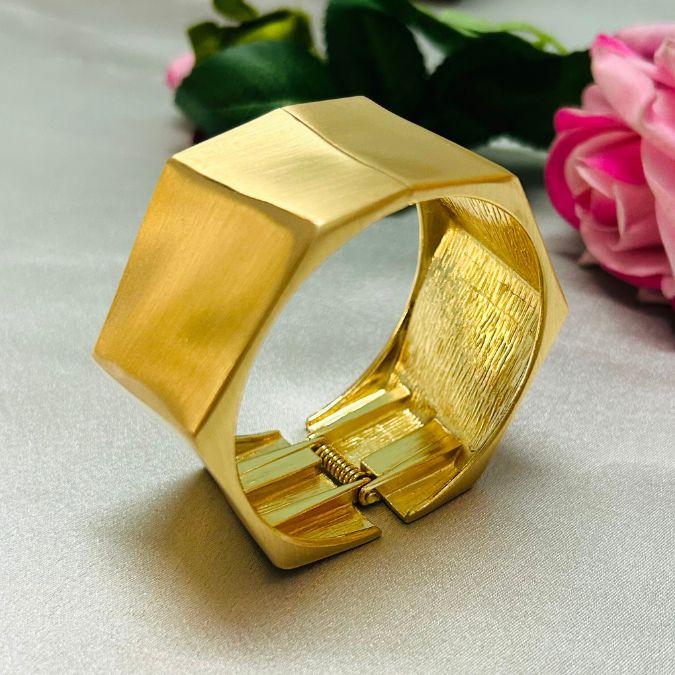 Hexagon Golden Kada/Cuff