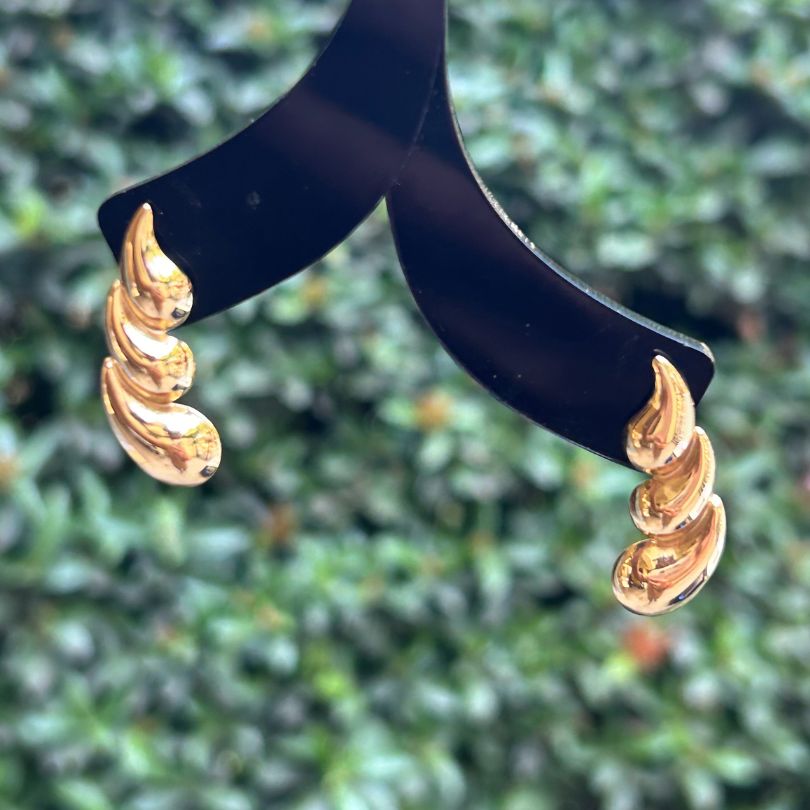 Dainty Golden Tear-Drop Stud Earings