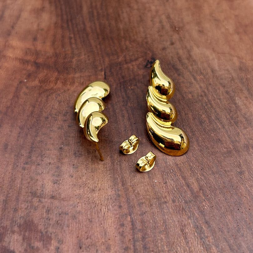 Dainty Golden Tear-Drop Stud Earings