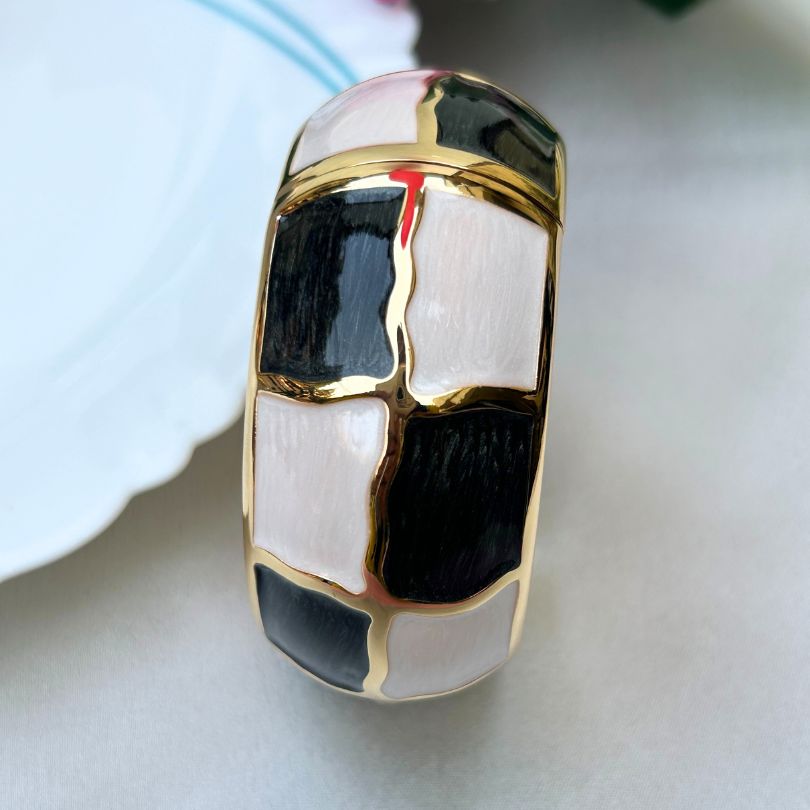 Black & White Raised Bracelet