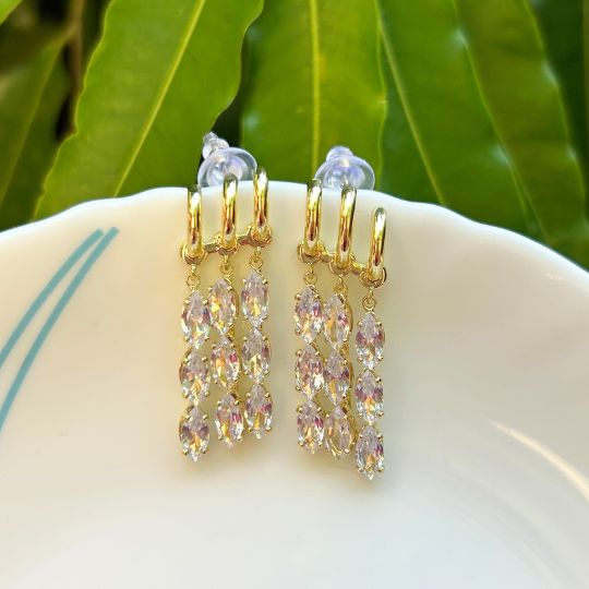 Leah Three Line Earrings