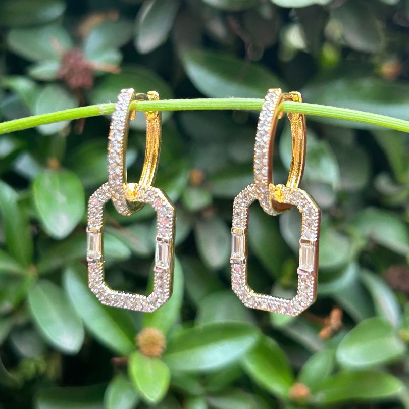 Lina Golden Hoop Earrings