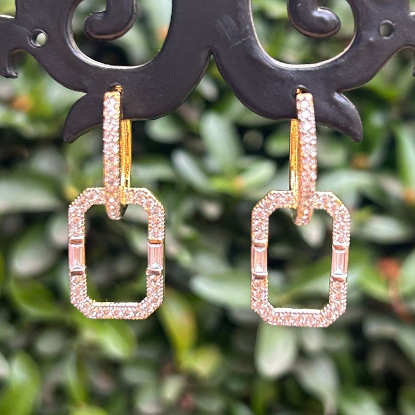 Lina Golden Hoop Earrings