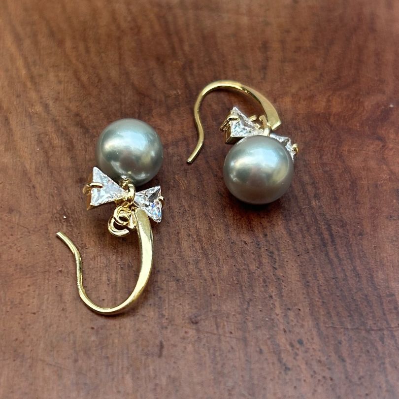 Siya Brown Bow Earring