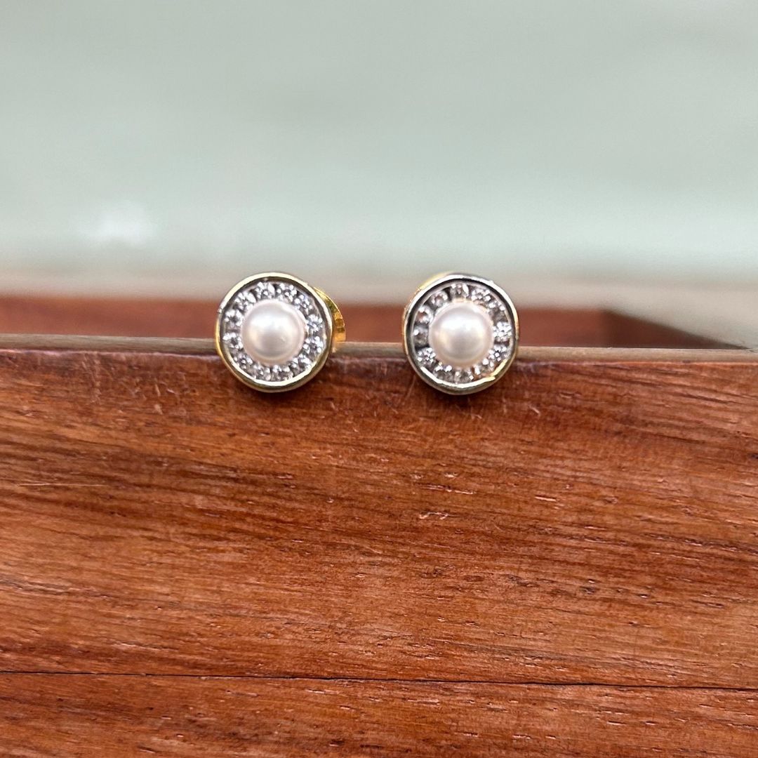 18K Gold Plated Pearl American Diamond Pendant Set