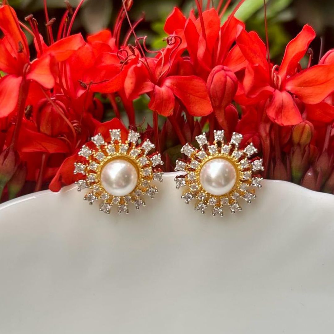 Magnificient Pearl Stud Earrings