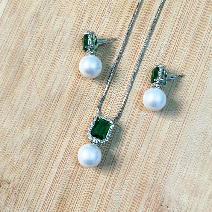 Sage Pearl American Diamond Pendant Set