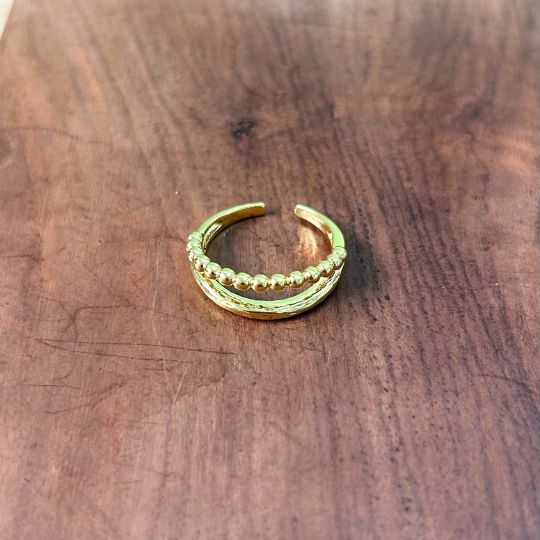 Sleek Layered Golden Finger Ring