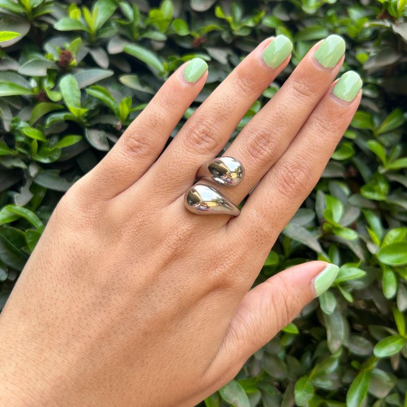 Tear Drop Statement Finger Ring
