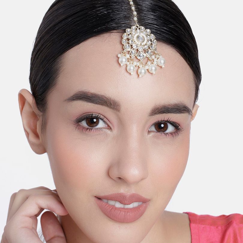 LAIDA Gold-Plated Kundan-Studded Maang Tikka