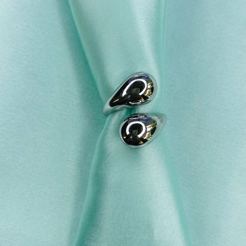 Tear Drop Statement Finger Ring