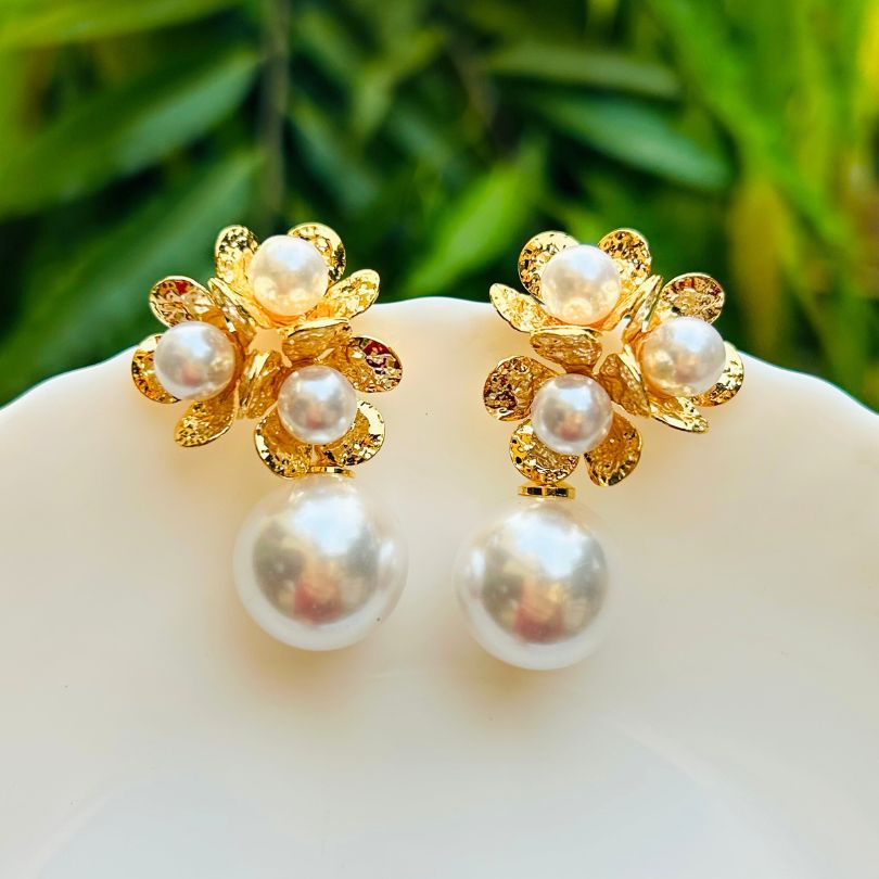 Pearl Flower Stud Earrings