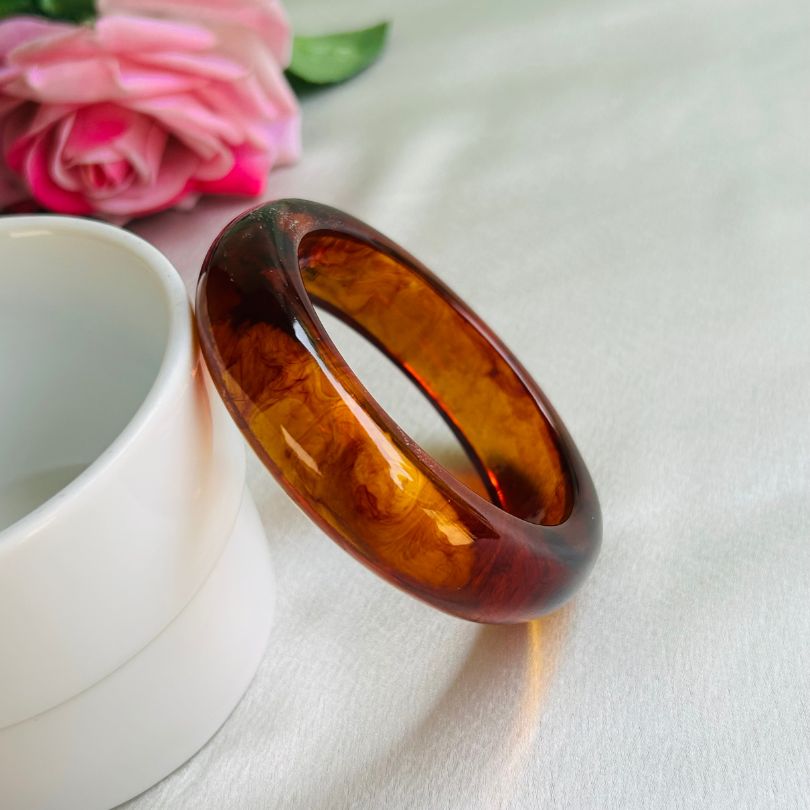 Maroon Round Resin Bangles