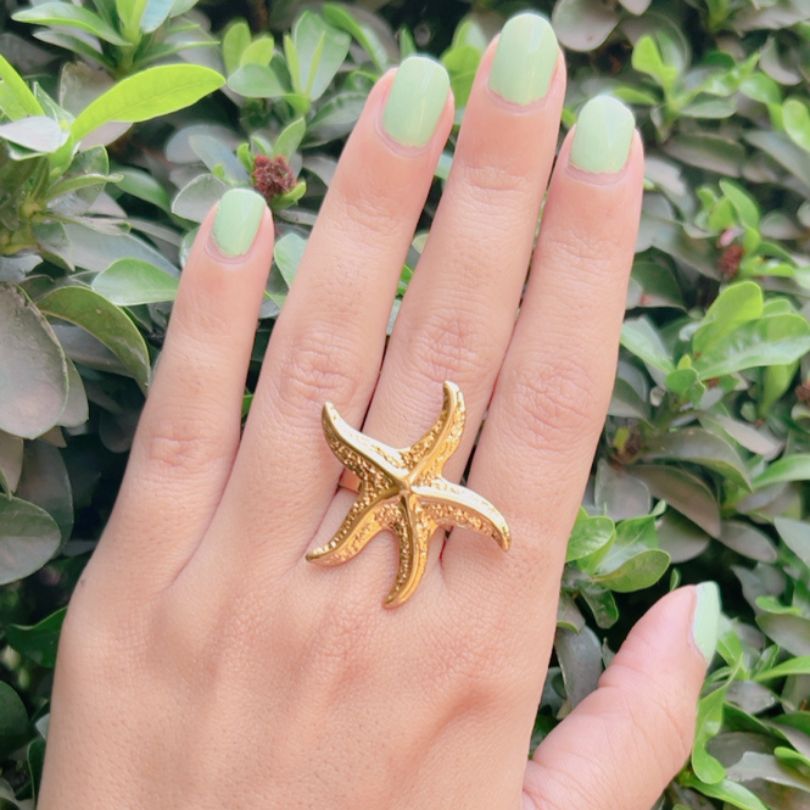 Star Golden Statement Finger Ring