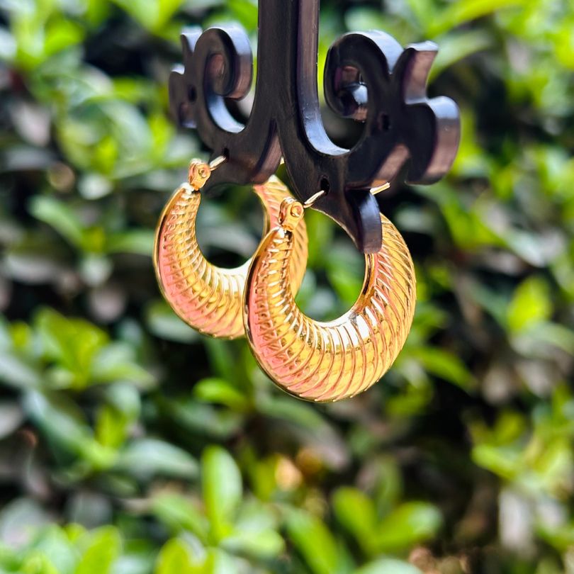 Round Golden Hoop Earrings - Small