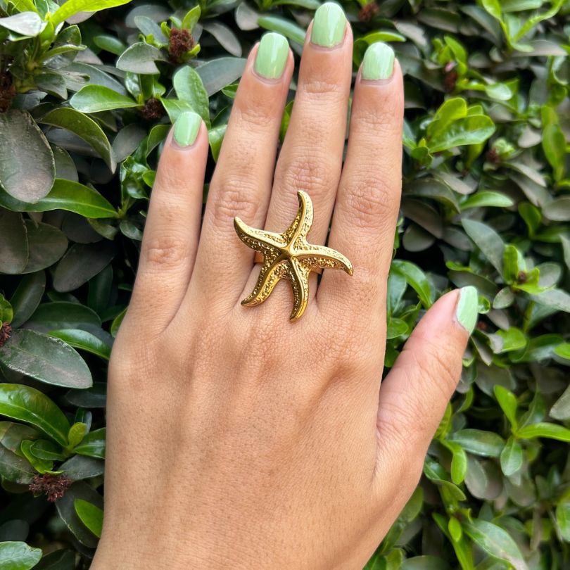Star Golden Statement Finger Ring