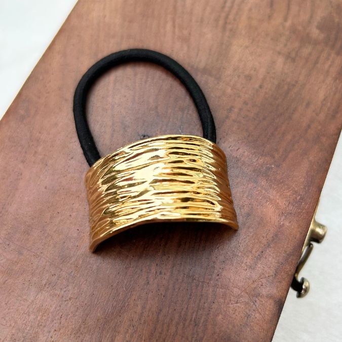 Structured Half Round Stainless Steel Rubber Band