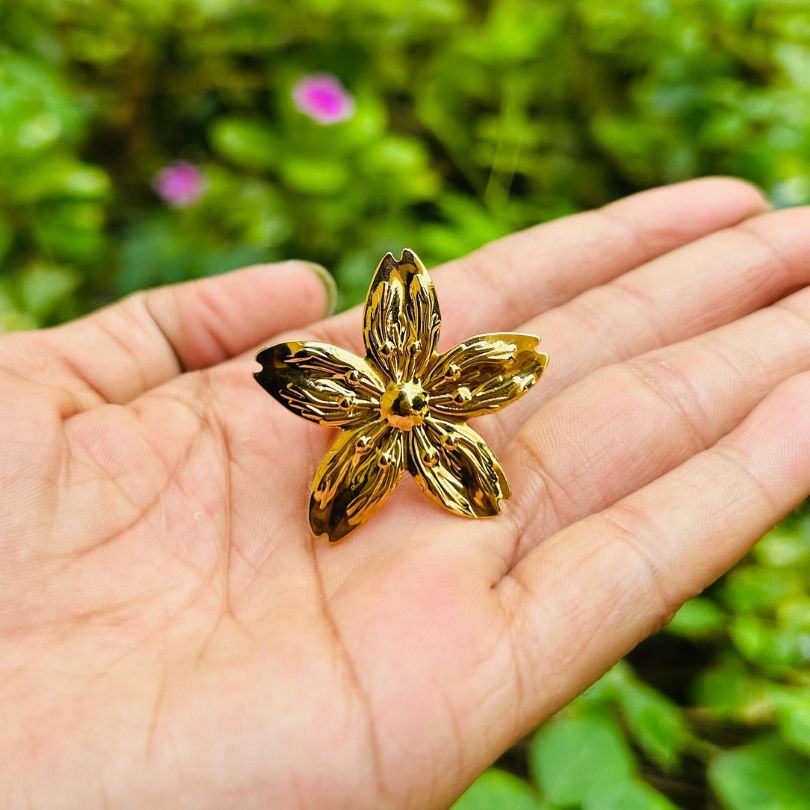 Flower Statement Finger Ring