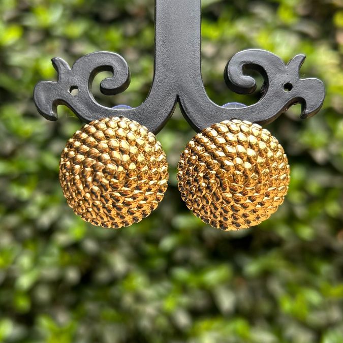 Round Metallic Stud Earring