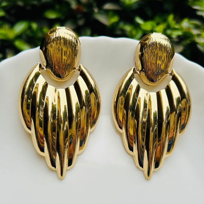 Metallic Leaf Earring