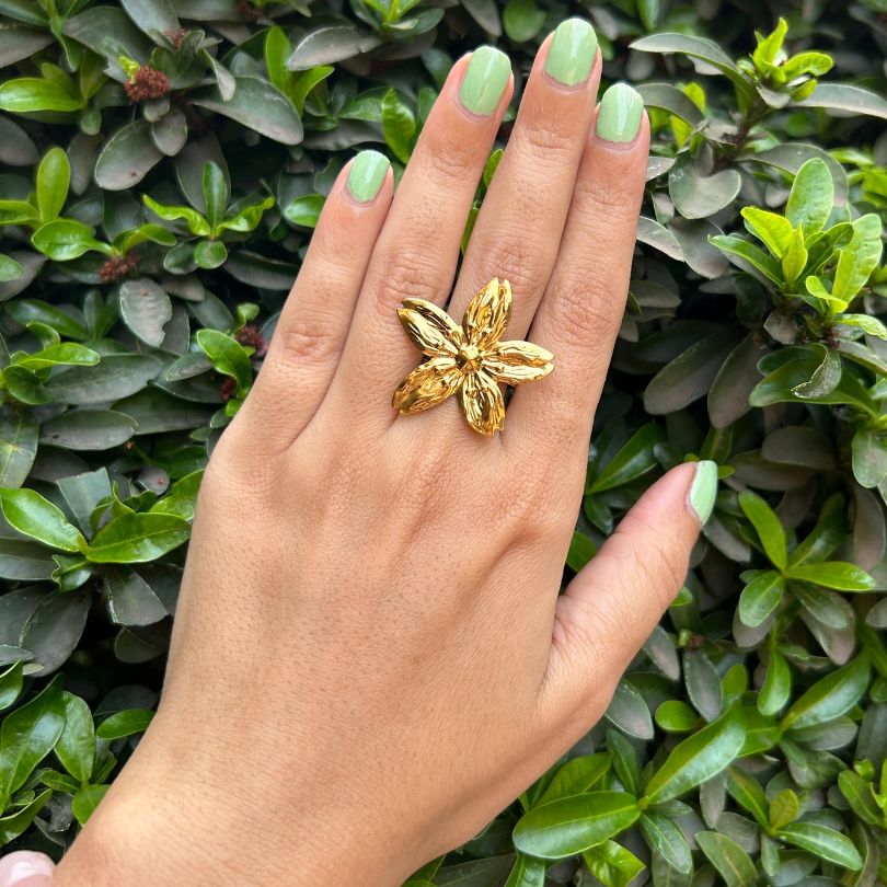Flower Statement Finger Ring