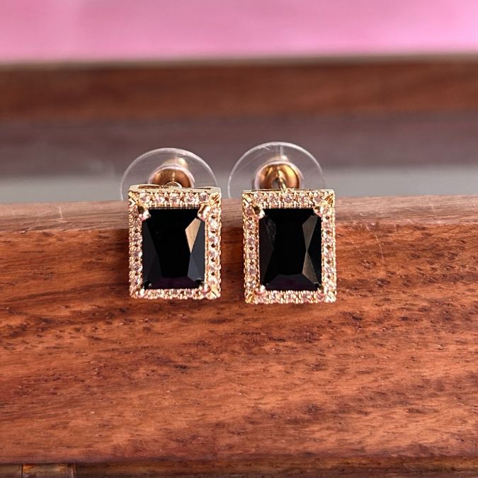 Ritu Black Stud Earrings