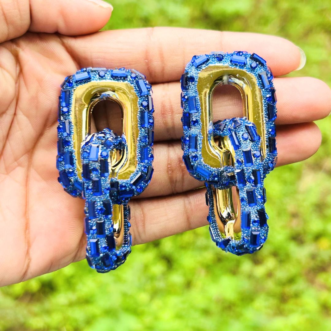 Bling Blogger Navy Blue Entangled Earrings