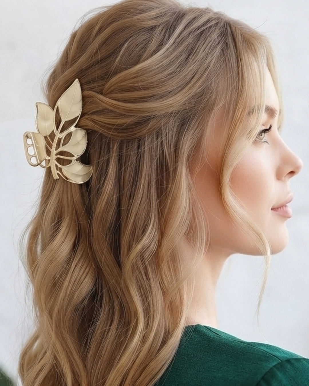 White Leaf Pattern Claw Clips