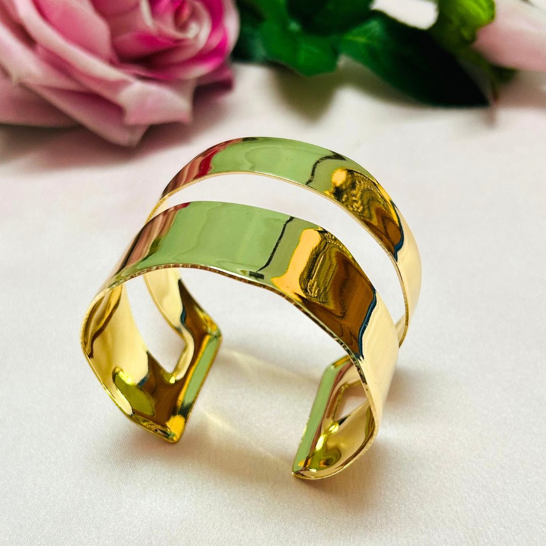 Golden Shiny Open-Ended Handcuff