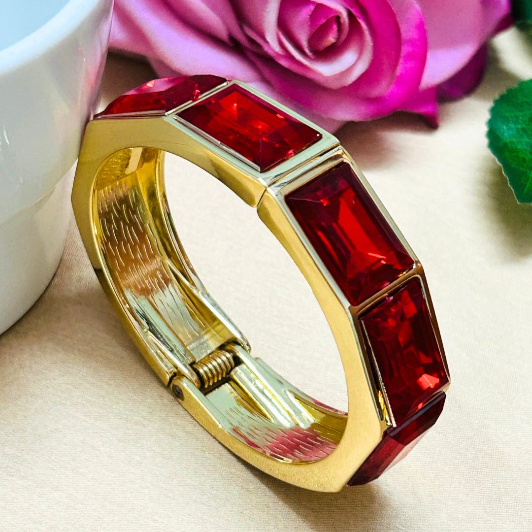 Red Rhinestone Openable Bracelet