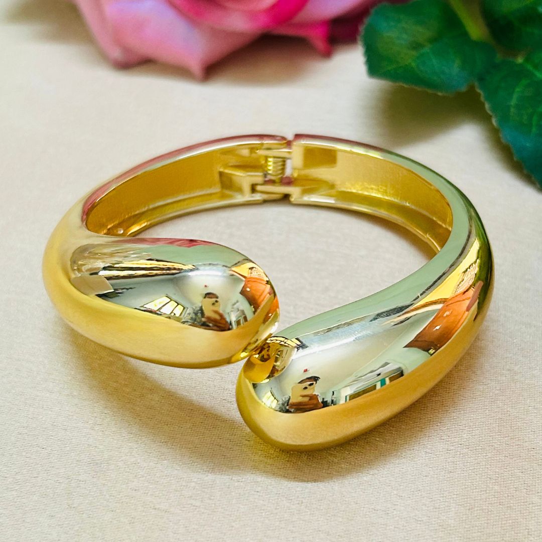 Golden Shiny Bold Openable Kada/Handcuff