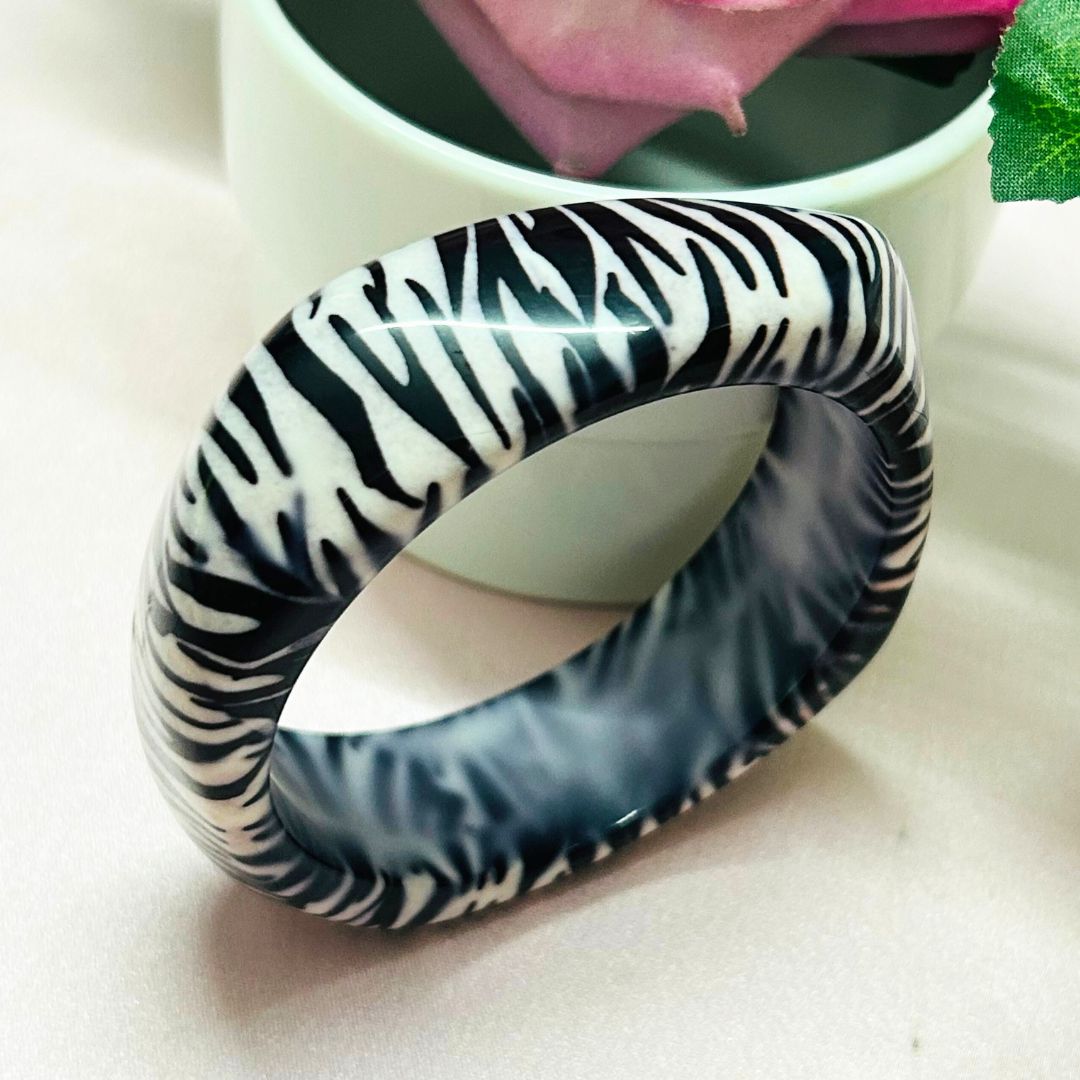 Zebra Resin Bracelet