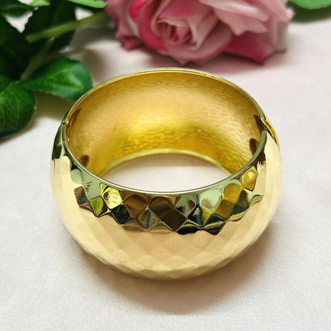 Golden Shiny Zigzag Openable Kada/Cuff