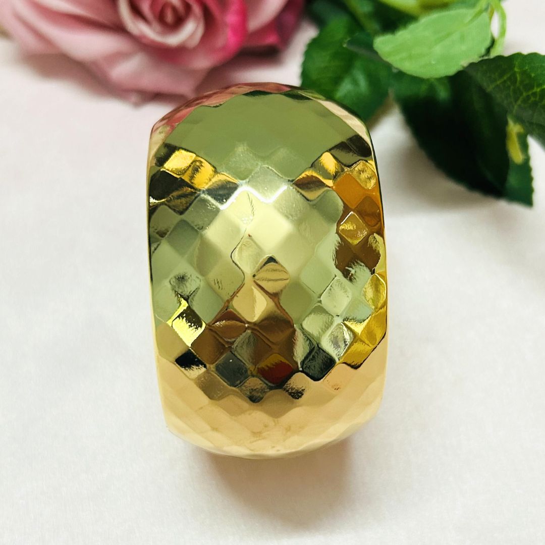 Golden Shiny Zigzag Openable Kada/Cuff