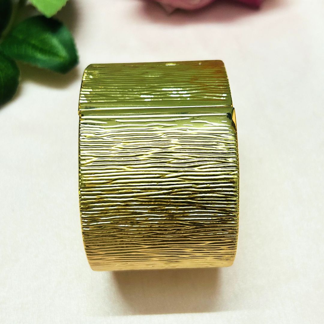 Textured Golden Wide Openable Kada/Cuff