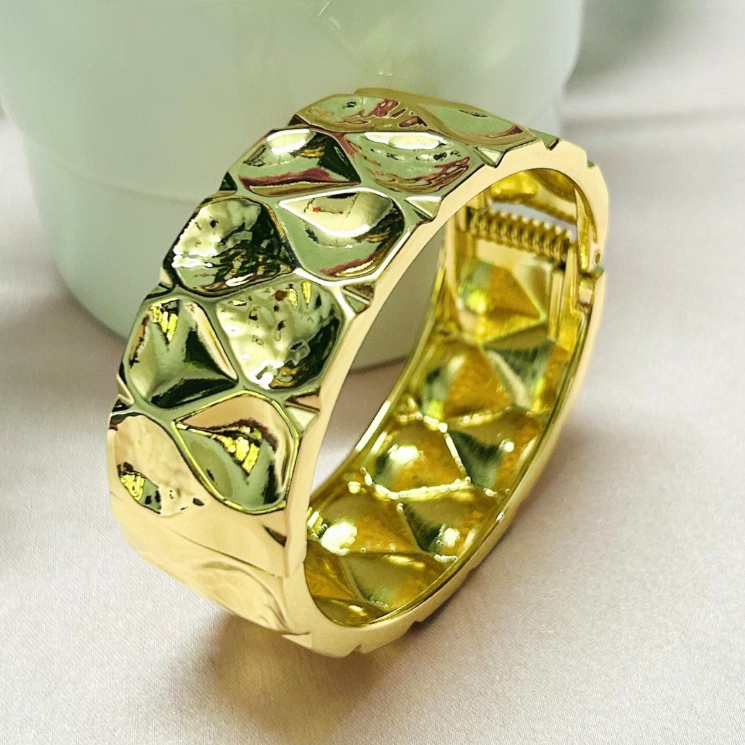 Golden Pebble Shiny Kada/Cuff