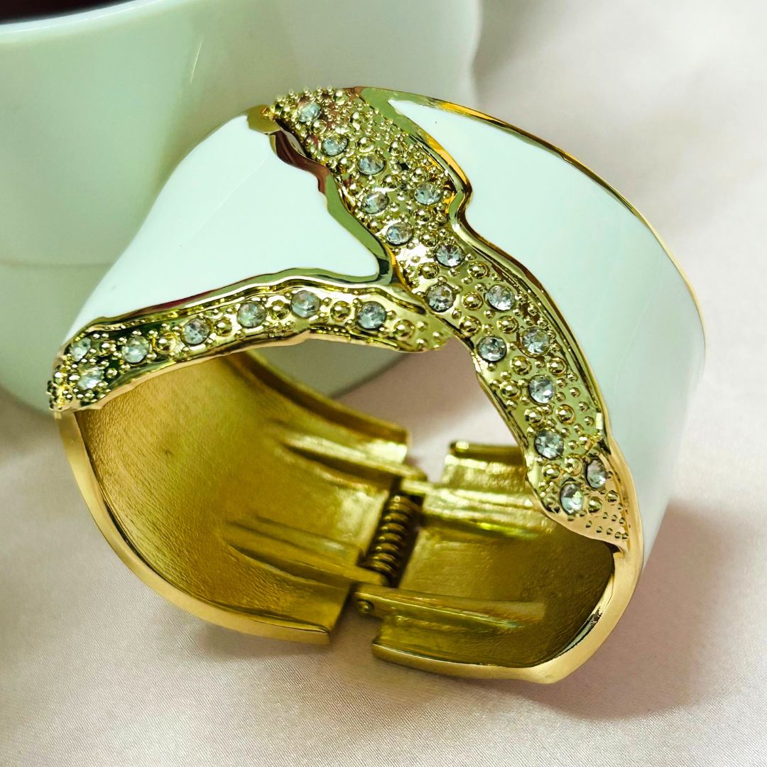 White Starlit Wave Openable Kada/Cuff