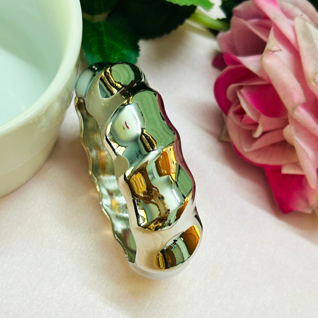 Silver Textured Metalic Handcuff