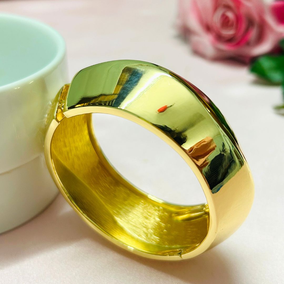 Golden Shiny Oval Kada / Handcuff