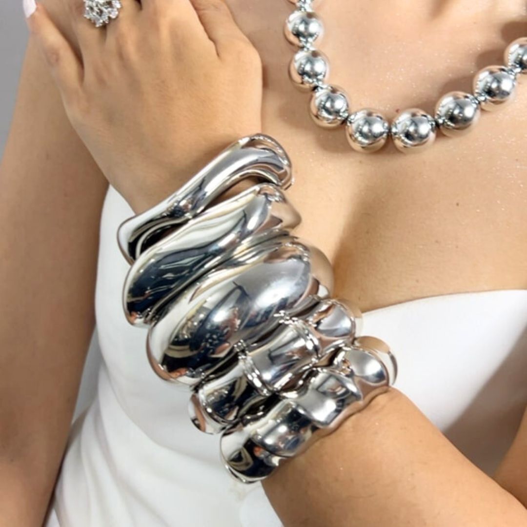Silver Sculpted Shiny Kada/Cuff