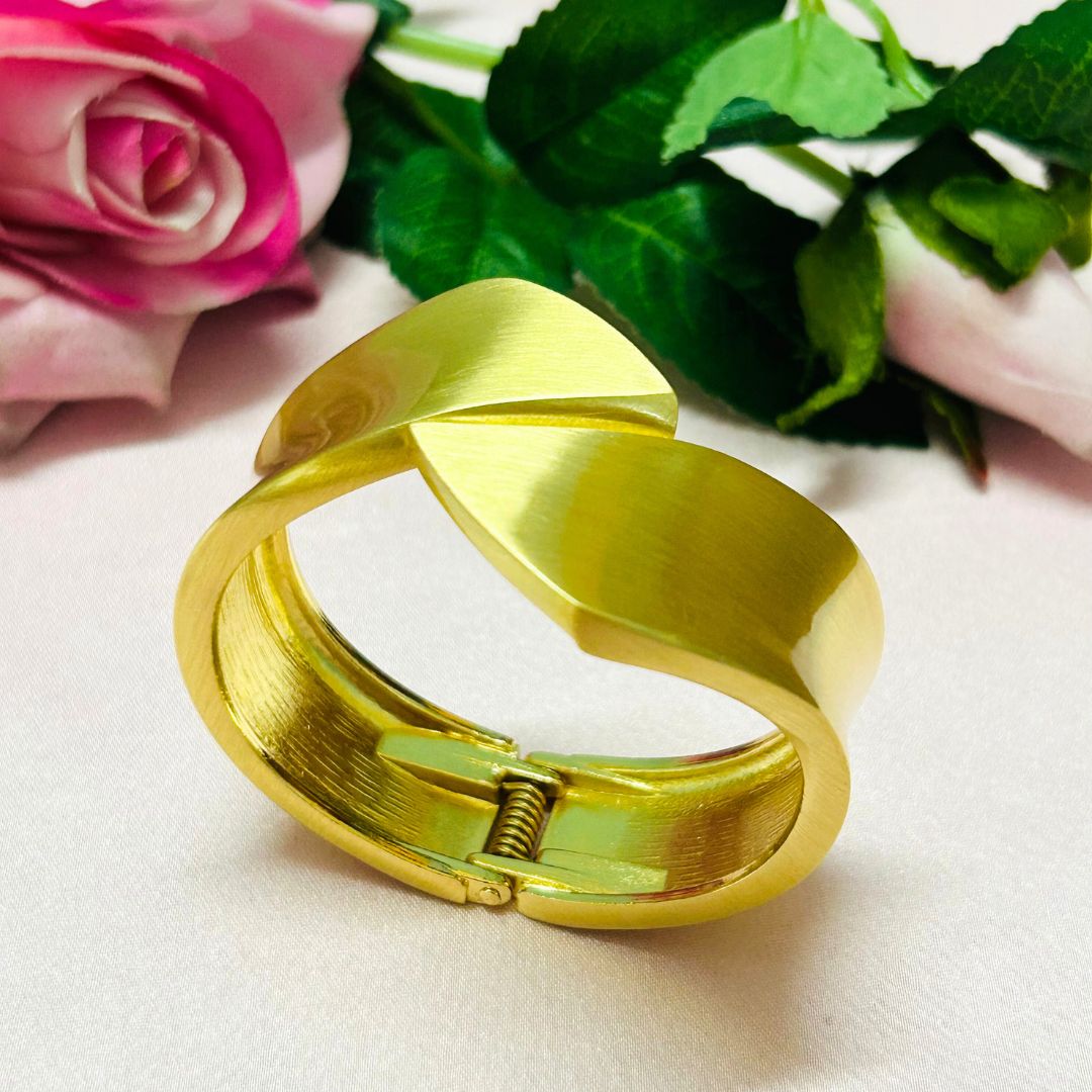 Golden Matte Openable Kada/Handcuff