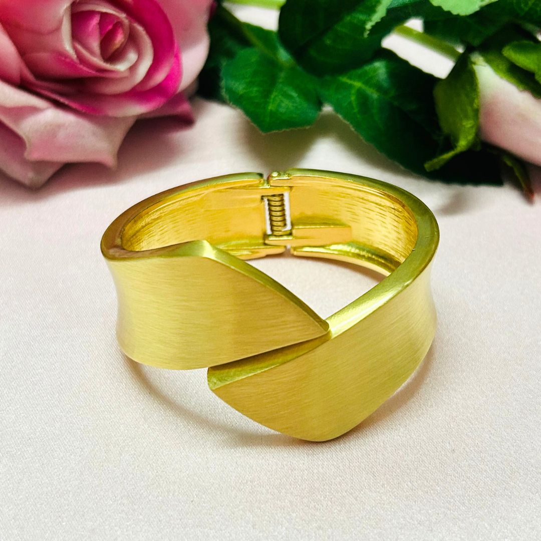 Golden Matte Openable Kada/Handcuff