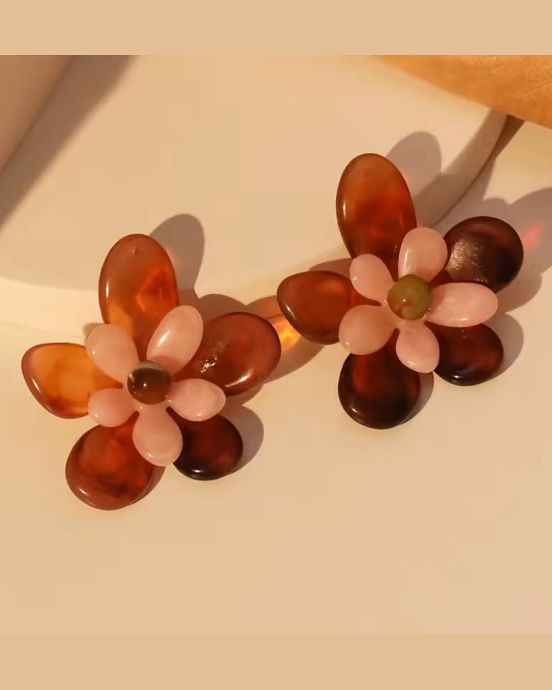 Brown Acrylic Layer Flower Stud Earrings